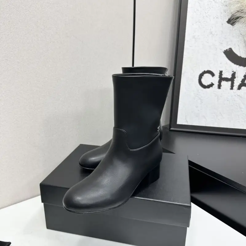 Chanel Черевики жіночі — Фото 2