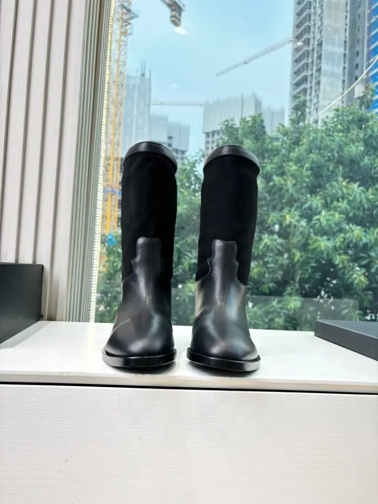Chanel Boots women's — Photo 2