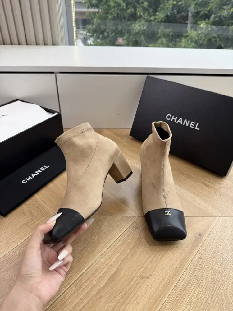 Chanel Ботинки женские — Фото 3