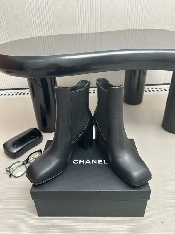 Chanel Черевики жіночі — Фото 3