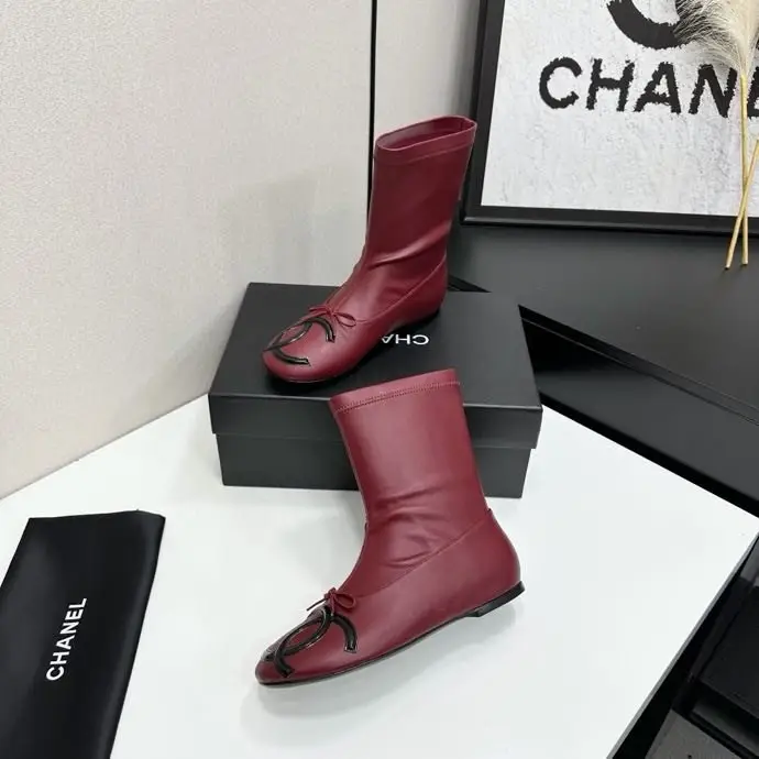 Chanel Boots women's — Photo 3