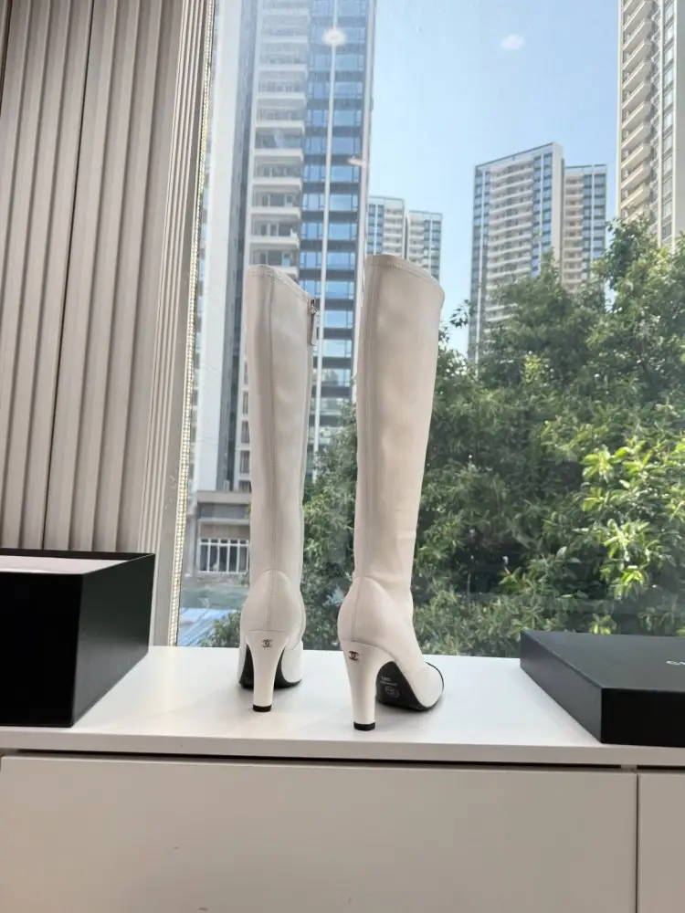 Chanel Boots women's — Photo 3