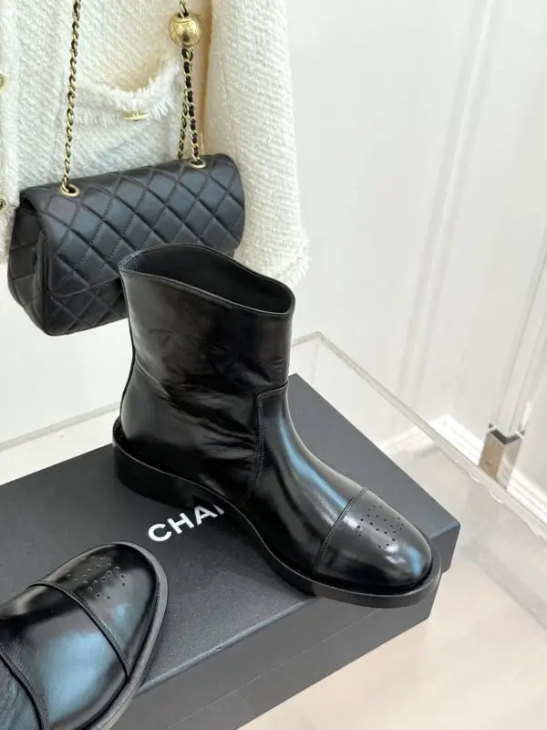 Chanel Ботинки женские — Фото 3