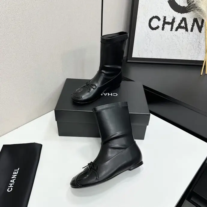 Chanel Черевики жіночі — Фото 3