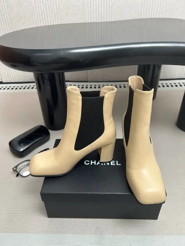 Chanel Черевики жіночі — Фото 3
