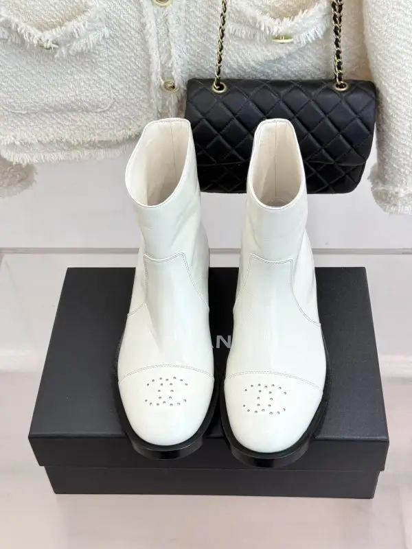 Chanel Черевики жіночі — Фото 4