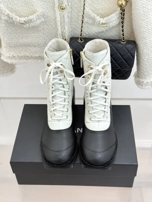 Chanel Черевики жіночі — Фото 4