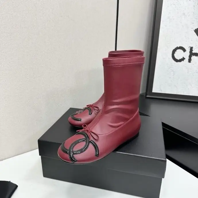 Chanel Boots women's — Photo 4