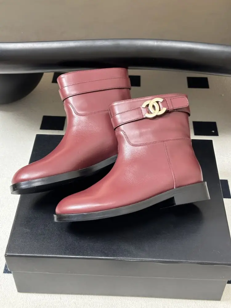 Chanel Boots women's — Photo 4