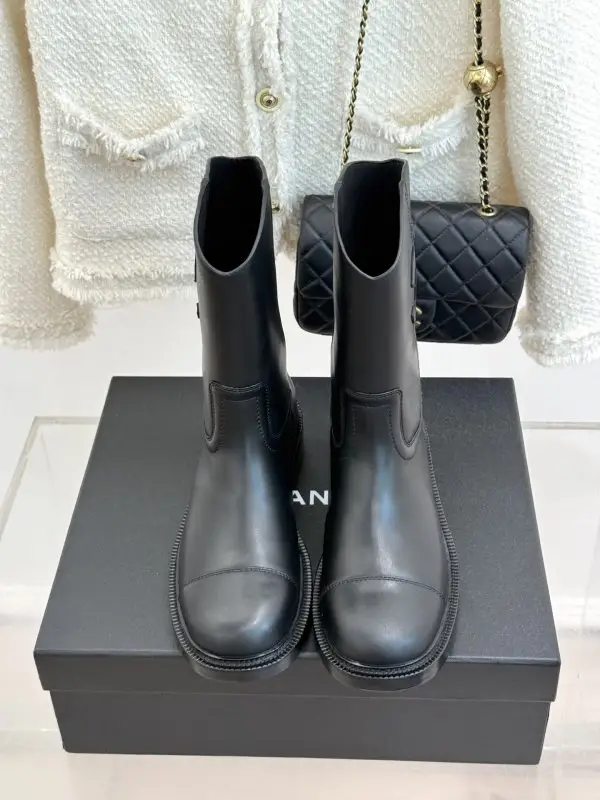 Chanel Черевики жіночі — Фото 4