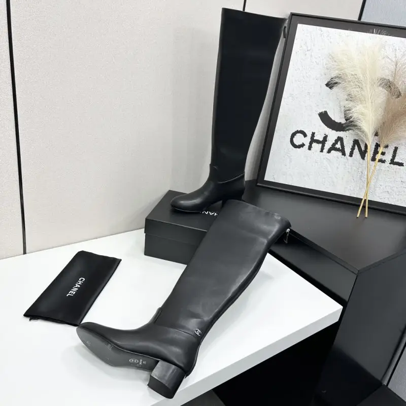 Chanel Boots women's — Photo 4