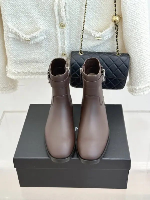 Chanel Черевики жіночі — Фото 4