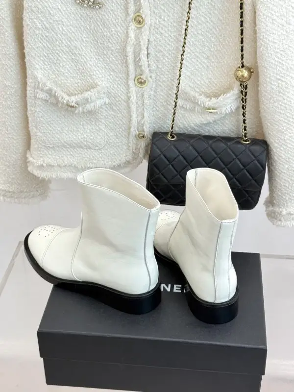 Chanel Черевики жіночі — Фото 5