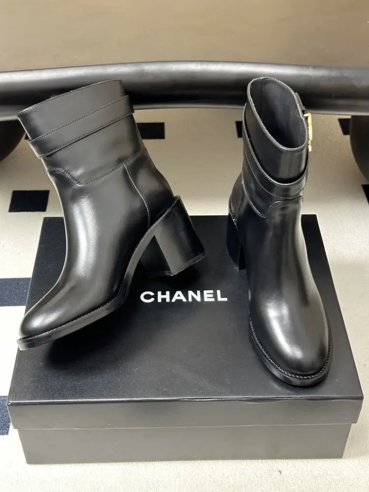 Chanel Ботинки женские — Фото 5