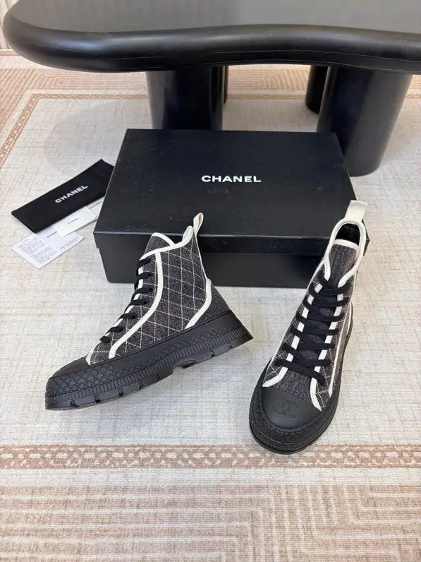 Chanel Черевики жіночі — Фото 5