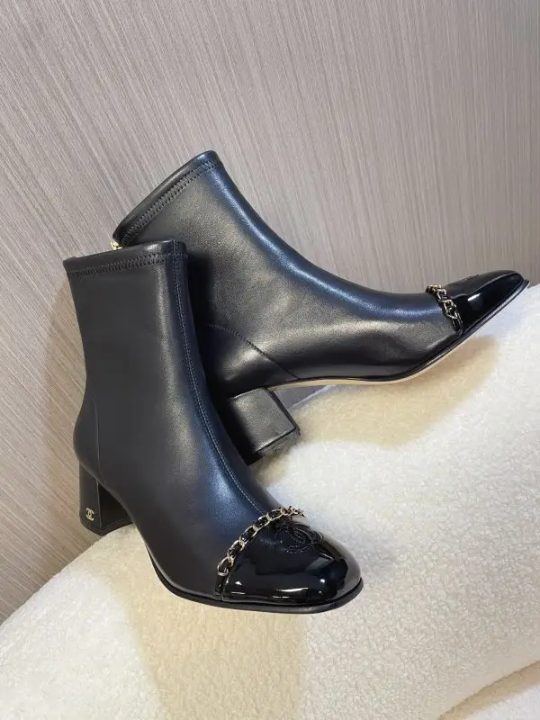 Chanel Ботинки женские — Фото 5