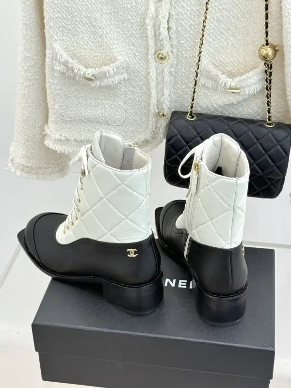 Chanel Черевики жіночі — Фото 5