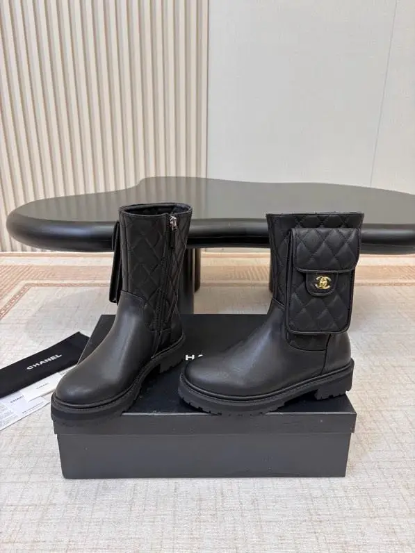 Chanel Boots women's — Photo 5