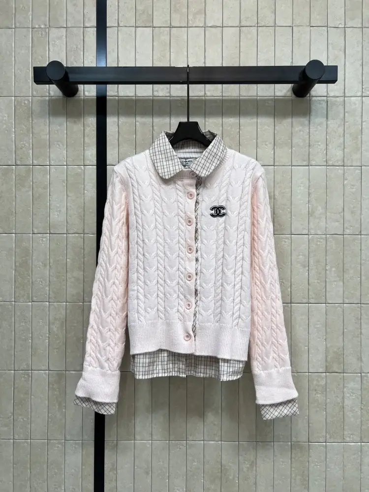 Chanel — Cardigan female