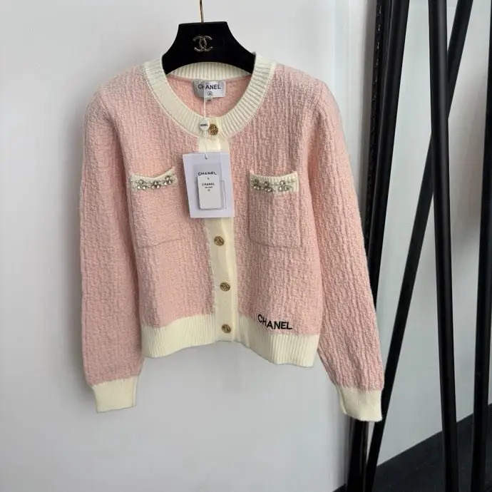 Chanel — Cardigan