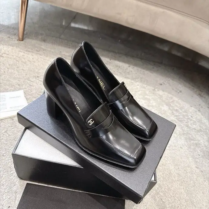 Chanel Класичні лоферы на високому підборах — Фото 1