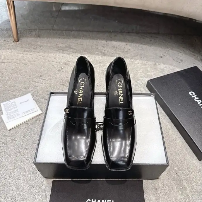 Chanel Класичні лоферы на високому підборах — Фото 2