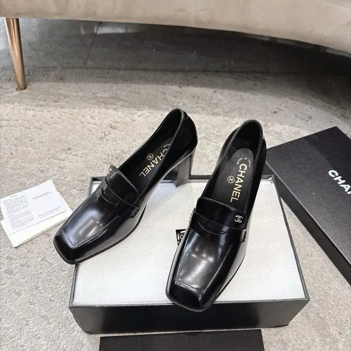 Chanel Класичні лоферы на високому підборах — Фото 3