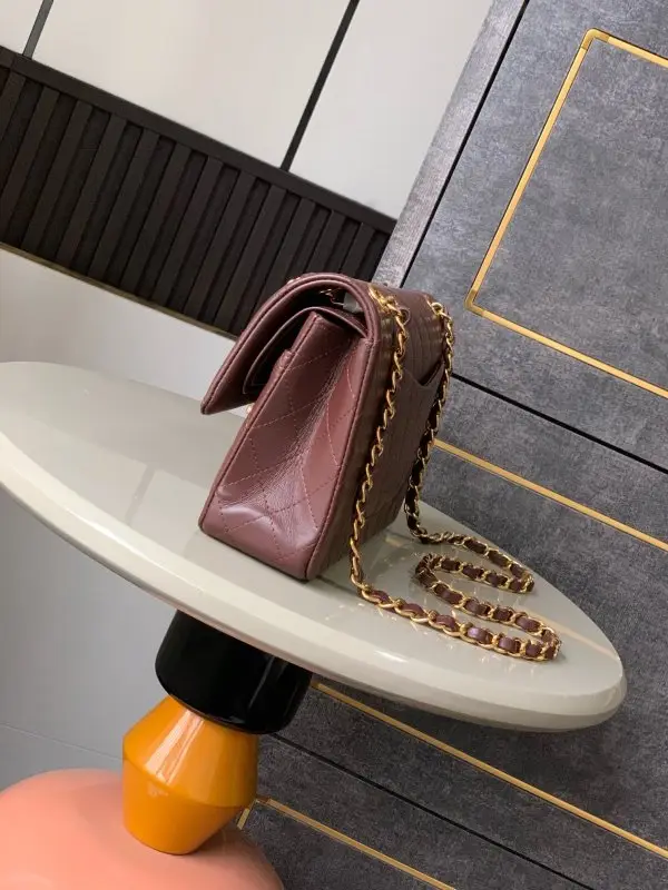 Chanel Класична сумка 11.12 з шкіри ягняти — Фото 2