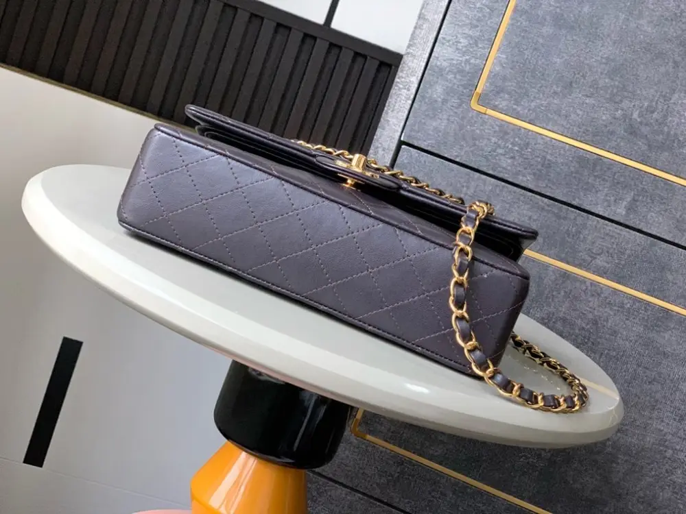 Chanel Класична сумка 11.12 з шкіри ягняти — Фото 4