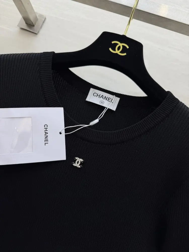 Chanel Classical black-white dress-cake at style patchwork — Photo 3