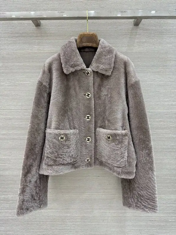 Chanel — Coat fur women's