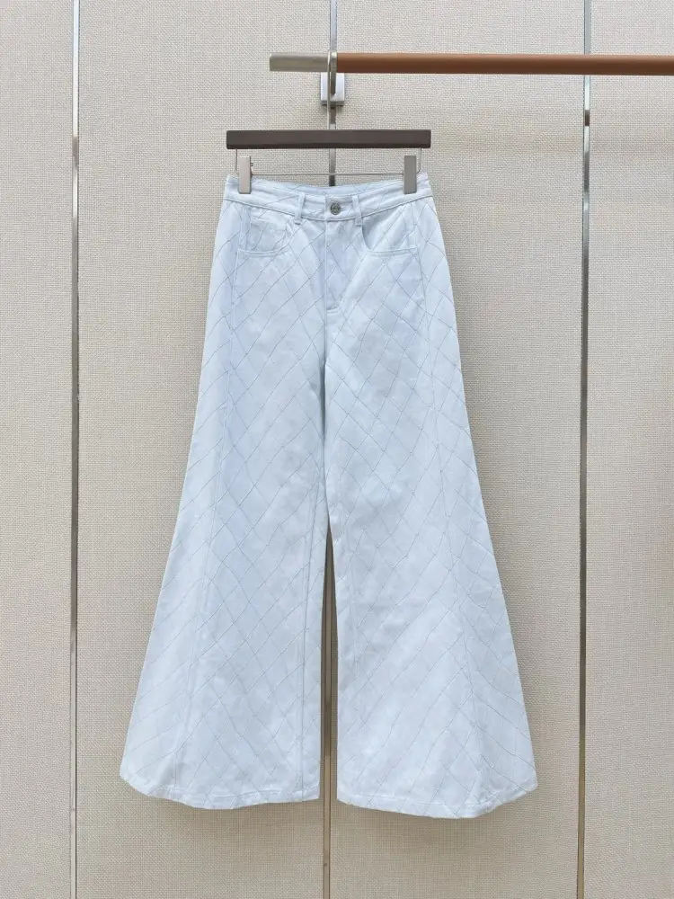 Chanel Costume female — Photo 2