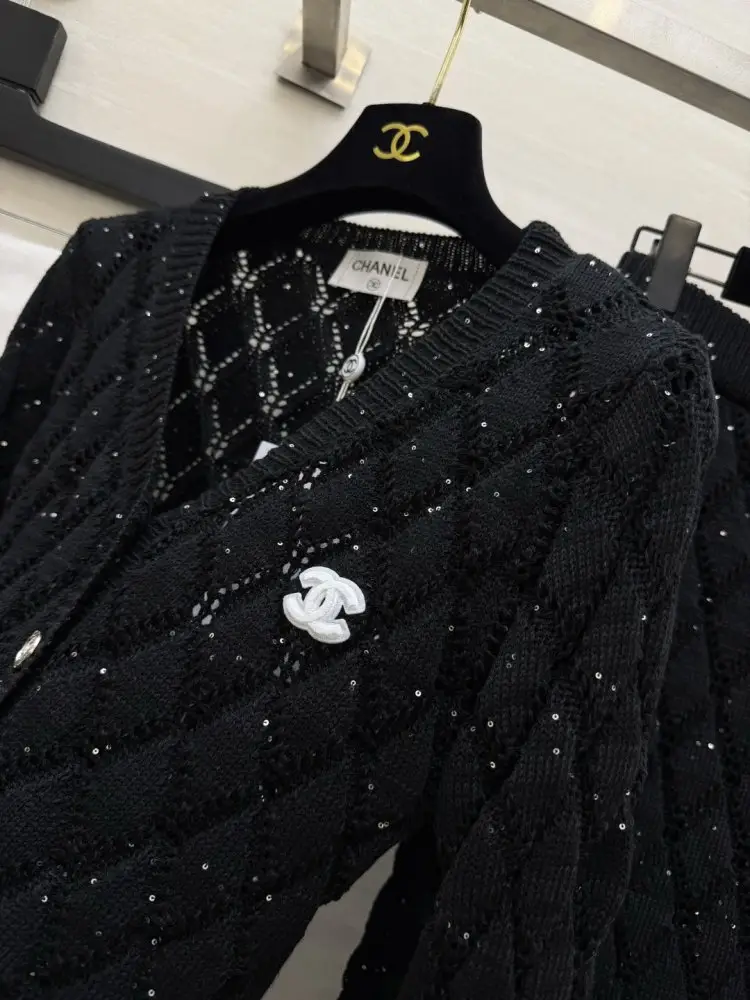 Chanel Костюм женский — Фото 2