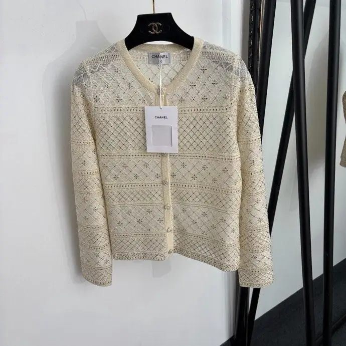 Chanel Костюм жіночий — Фото 2