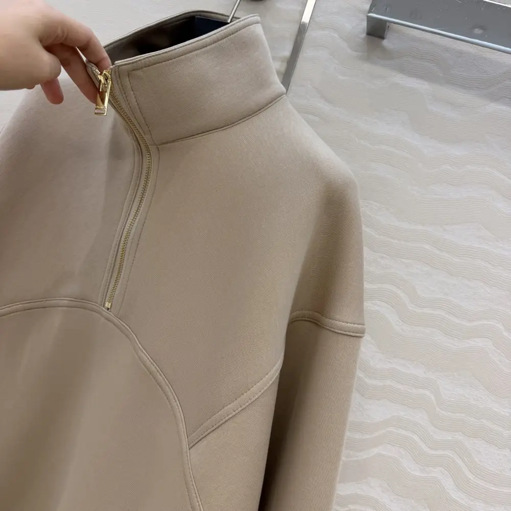 Chanel Costume female — Photo 4