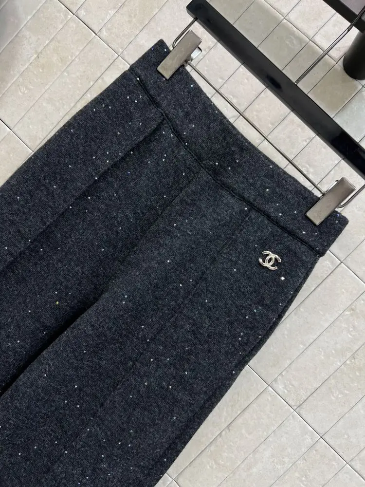 Chanel Костюм жіночий — Фото 4