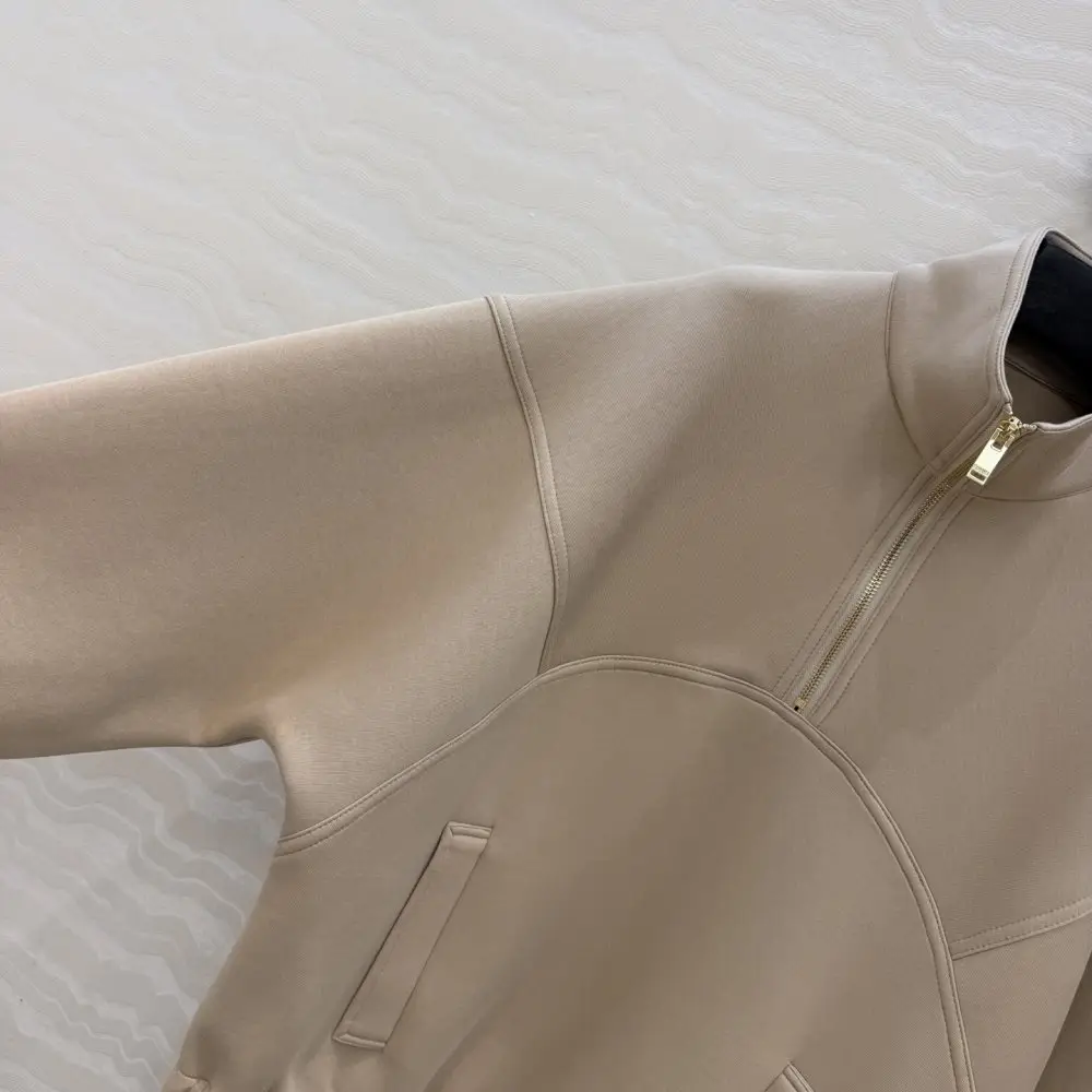 Chanel Costume female — Photo 5