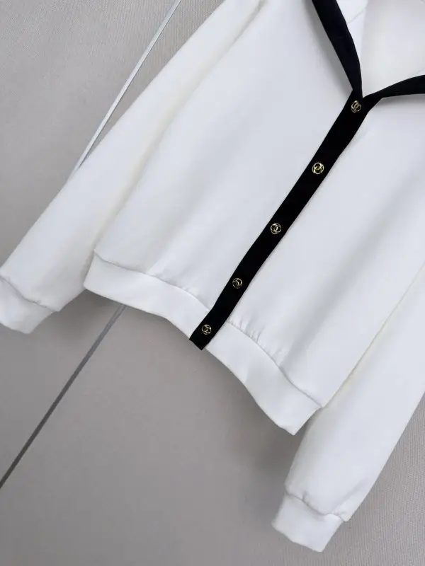 Chanel Костюм жіночий — Фото 5