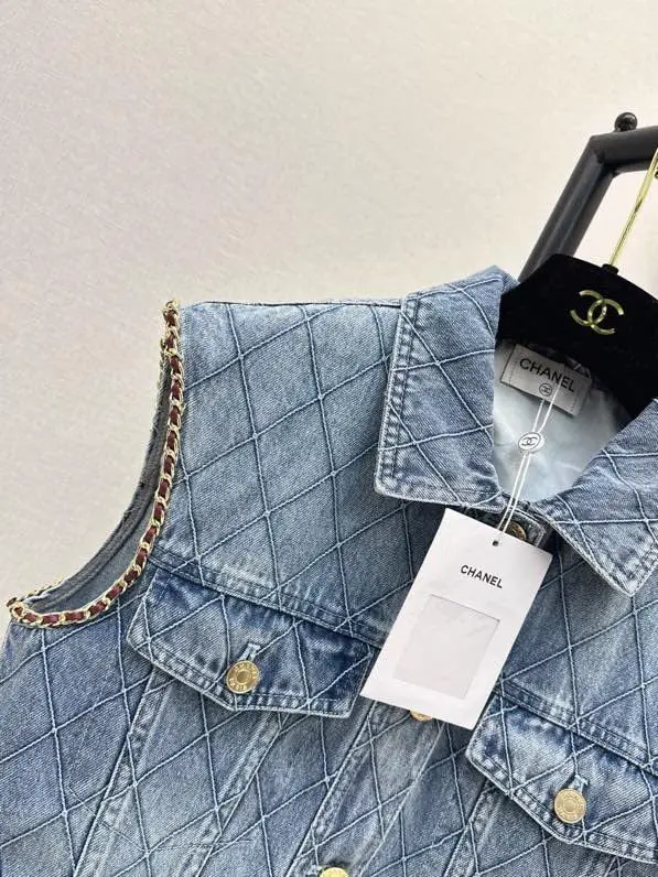 Chanel Costume jean female — Photo 2