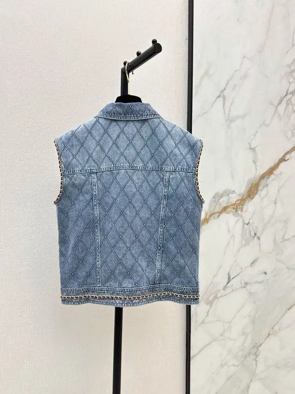 Chanel Costume jean female — Photo 5