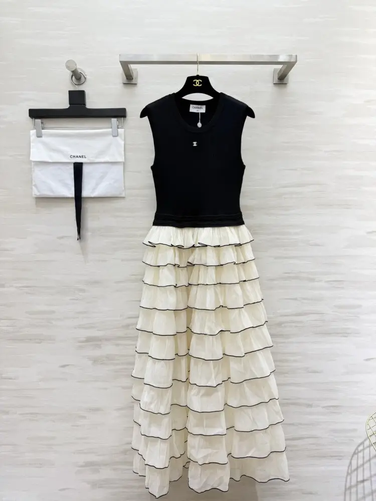 Chanel — Плаття, Сукня в стилі печворк