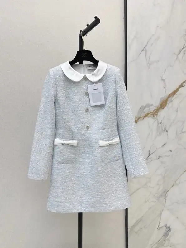 Chanel — Платье с длинными рукавами