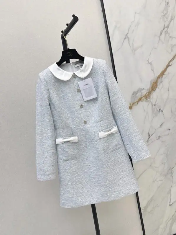 Chanel Dress from long sleeves — Photo 3
