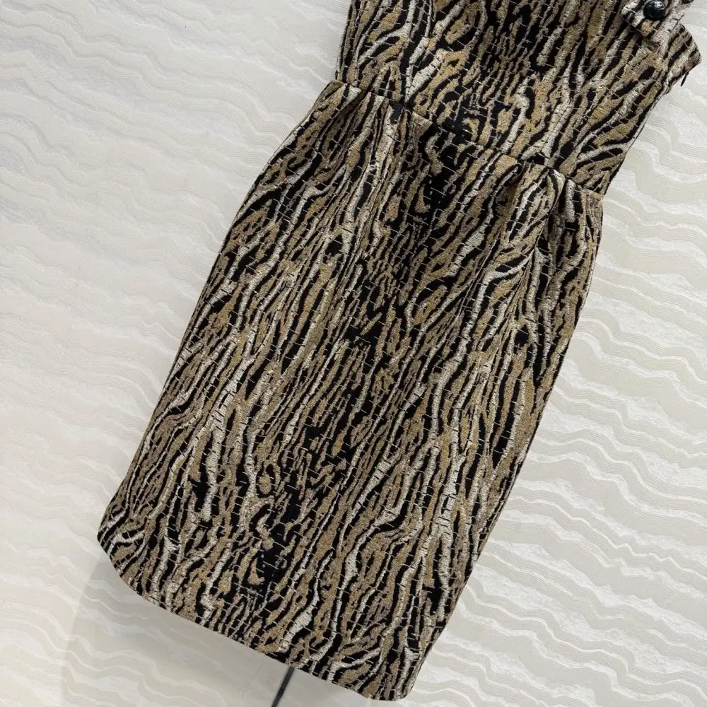 Chanel Dress — Photo 5
