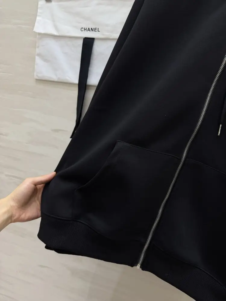 Chanel Hoody — Photo 5