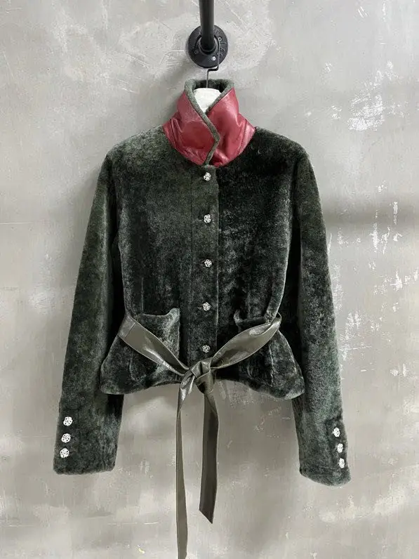 Chanel — Куртка меховая с кожаной подкладкой