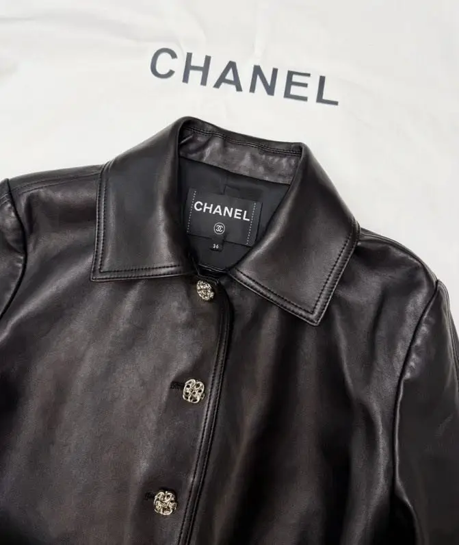 Chanel Jacket leather women's — Photo 2