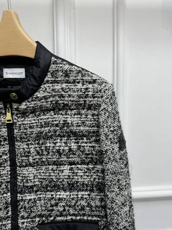 Chanel Куртка на пуху женская — Фото 3