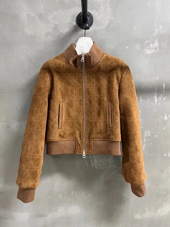 Chanel — Куртка замшевая женская