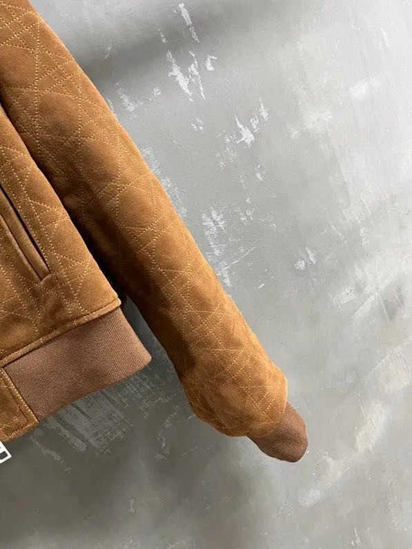 Chanel Куртка замшевая женская — Фото 4